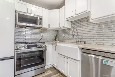 884 Vaughn Street, Aurora, CO 80011 - Photo 11