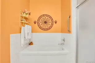 15555 E 40th Ave, Denver, CO 80239 - Photo 29