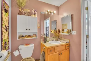 15555 E 40th Ave, Denver, CO 80239 - Photo 31