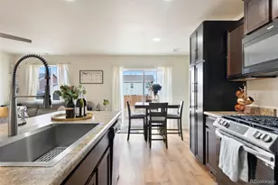 47401 Lily Ave, Bennett, CO 80102 - Photo 9