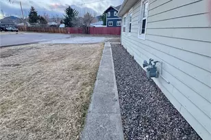 1105 Russell St, Golden, CO 80401 - Photo 15