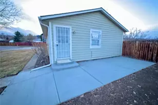 1105 Russell St, Golden, CO 80401 - Photo 3