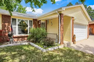 3029 S Norfolk St, Aurora, CO 80013 - Photo 3