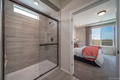 21815 E 51st Drive, Aurora, CO 80019 - Photo 11