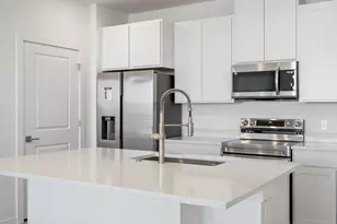 6153 N Ceylon St, Denver, CO 80239 - Photo 11