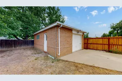 820 Tucson Street, Aurora, CO 80011 - Photo 35