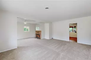 820 Tucson St, Aurora, CO 80011 - Photo 5