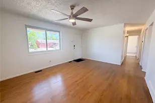 1902 E 116th Pl, Northglenn, CO 80233 - Photo 7