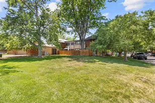 1206 S Dillon Way, Aurora, CO 80012 - Photo 37