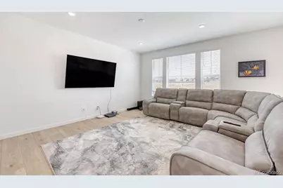 340 Paloma Way, Elizabeth, CO 80107 - Photo 3