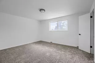 1142 S Eagle Cir, Aurora, CO 80012 - Photo 7