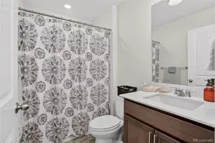 21885 E 9th Pl, Aurora, CO 80018 - Photo 23