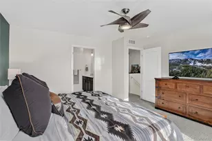 21885 E 9th Pl, Aurora, CO 80018 - Photo 17