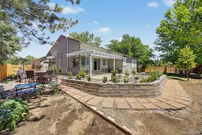 18390 E Baltic Place, Aurora, CO 80013 - Photo 45