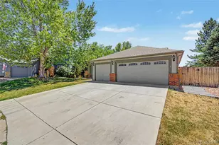 18390 E Baltic Pl, Aurora, CO 80013 - Photo 3