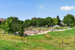 4221 S Blackhawk Cir, Aurora, CO 80014 - Photo 27