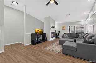4221 S Blackhawk Cir, Aurora, CO 80014 - Photo 3