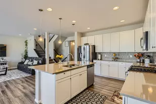 6881 S Uriah St, Aurora, CO 80016 - Photo 5