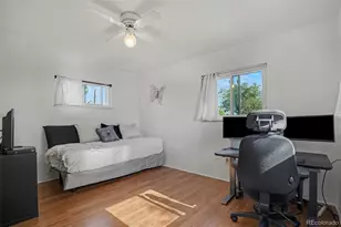 2856 N Madison St, Denver, CO 80205 - Photo 11