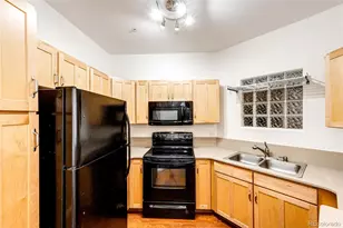 1672 W Canal Cir, Littleton, CO 80120 - Photo 7