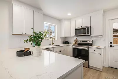 3211 N Steele Street, Denver, CO 80205 - Photo 9