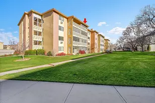 645 S Alton Way, Denver, CO 80247 - Photo 29