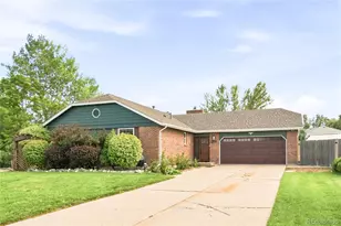 1554 S Flower Ct, Lakewood, CO 80232 - Photo 1