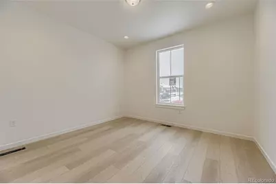 8895 S Riviera Way, Aurora, CO 80016 - Photo 17