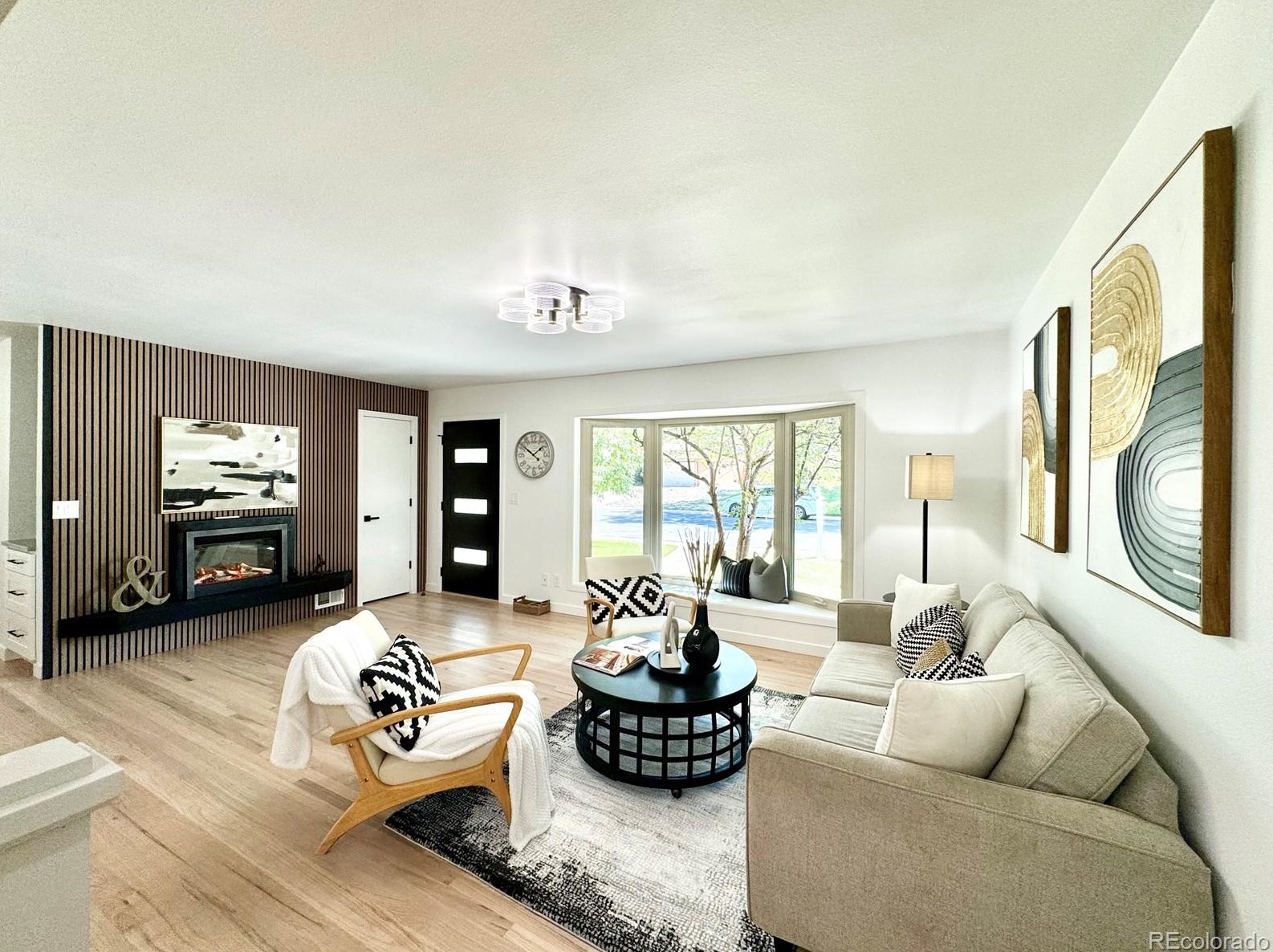 5591 Lehigh Ave, Denver CO  80237-1056 exterior