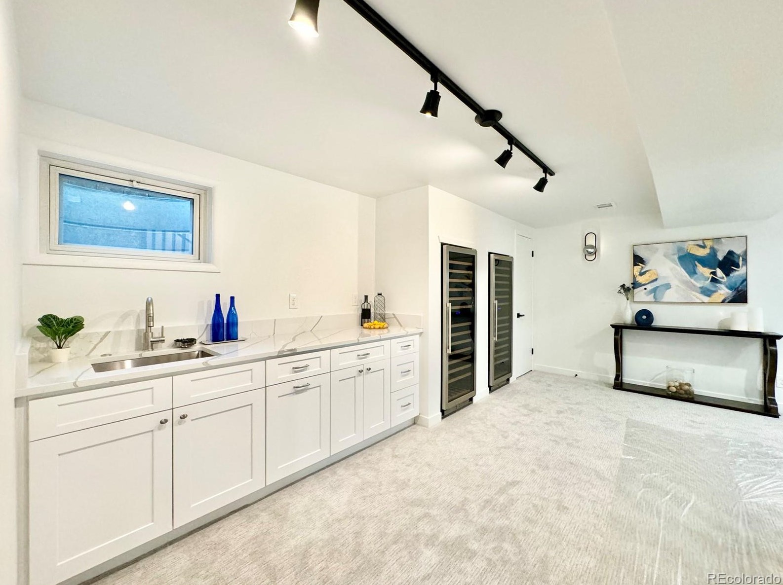 5591 Lehigh Ave, Denver CO  80237-1056 exterior