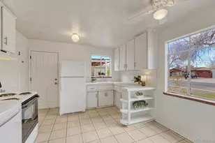 765 Moline St, Aurora, CO 80010 - Photo 9