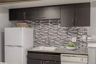 1863 S Pitkin Cir, Aurora, CO 80017 - Photo 9