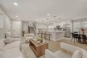 2527 S Ouray Way, Aurora, CO 80013 - Photo 7