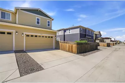 21331 E 60th Avenue, Aurora, CO 80019 - Photo 41