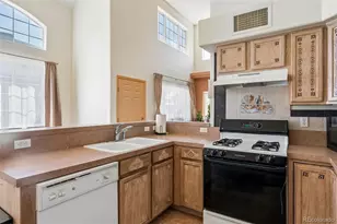 1445 S Chambers Rd, Aurora, CO 80017 - Photo 9