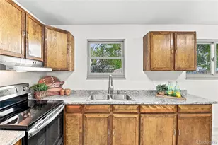13082 Randolph Pl, Denver, CO 80239 - Photo 9