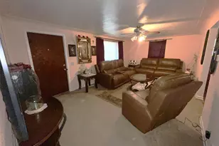 1701 Bahama St, Aurora, CO 80011 - Photo 9