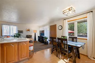 5742 W Chestnut Ave, Littleton, CO 80128 - Photo 21