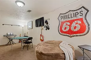 5742 W Chestnut Ave, Littleton, CO 80128 - Photo 35