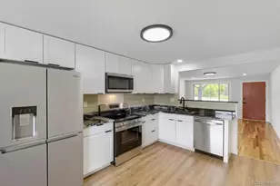 900 S Yarrow St, Lakewood, CO 80226 - Photo 11