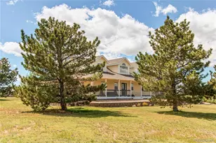 895 Antelope Dr W, Bennett, CO 80102 - Photo 9