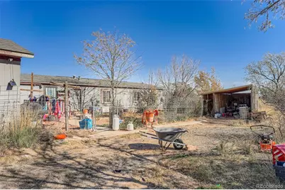 1050 S Dutch Valley Road, Bennett, CO 80102 - Photo 3