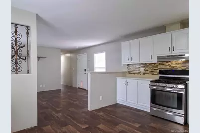 1743 Pagosa Way, Aurora, CO 80011 - Photo 9