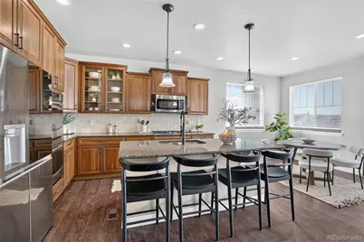 8247 S Country Club Parkway, Aurora, CO 80016 - Photo 9