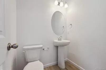 313 W Owen Avenue, Keenesburg, CO 80643 - Photo 5