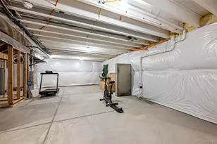 737 N Tempe St, Aurora, CO 80018 - Photo 17