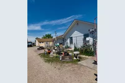 75 N Market Street, Keenesburg, CO 80643 - Photo 9