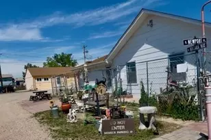 75 N Market St, Keenesburg, CO 80643 - Photo 9