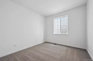 25283 E Warren Pl, Aurora, CO 80018 - Photo 3