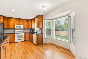 21698 E Powers Circle, Aurora, CO 80015 - Photo 9